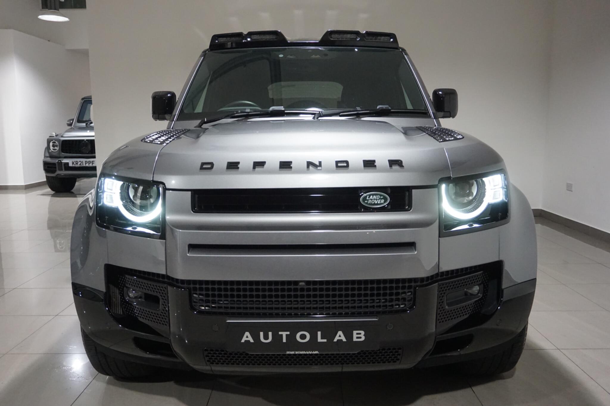 Land Rover Defender 110 2.0 P400e 15.4kWh X-Dynamic SE SUV 5dr Petrol Plug-in Hybrid Auto 4WD Euro 6 (s/s) (404 ps)